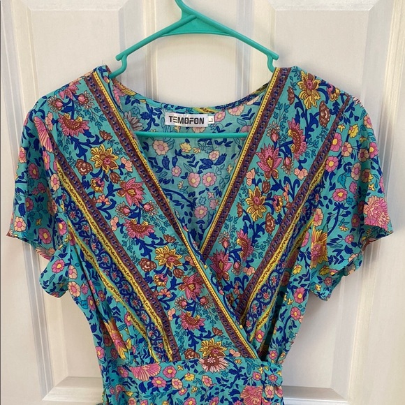 Floral wrap Sundress - Picture 2 of 5